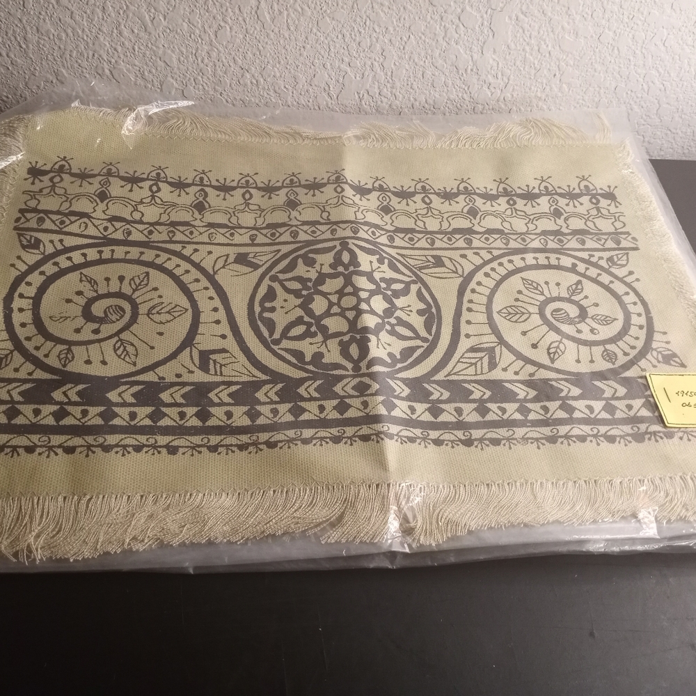 NEW Handmade Kibbutz Nir David Israel 11"x15" Placemats Set of 4